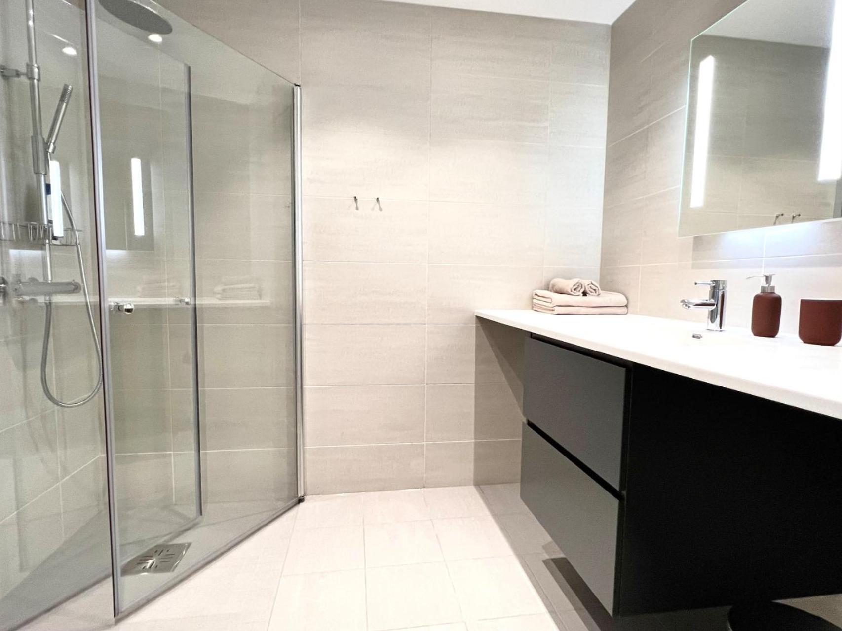 Apartamento Brand New And Modern In Center